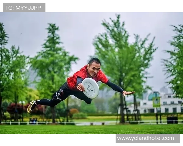 飞盘爱好者吴敏分享独特技巧与心得体会助你提升飞盘水平